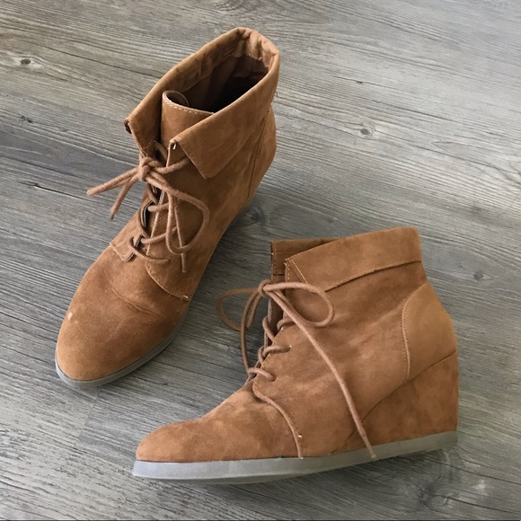 MADDEN GIRL brown booties - Picture 2 of 7